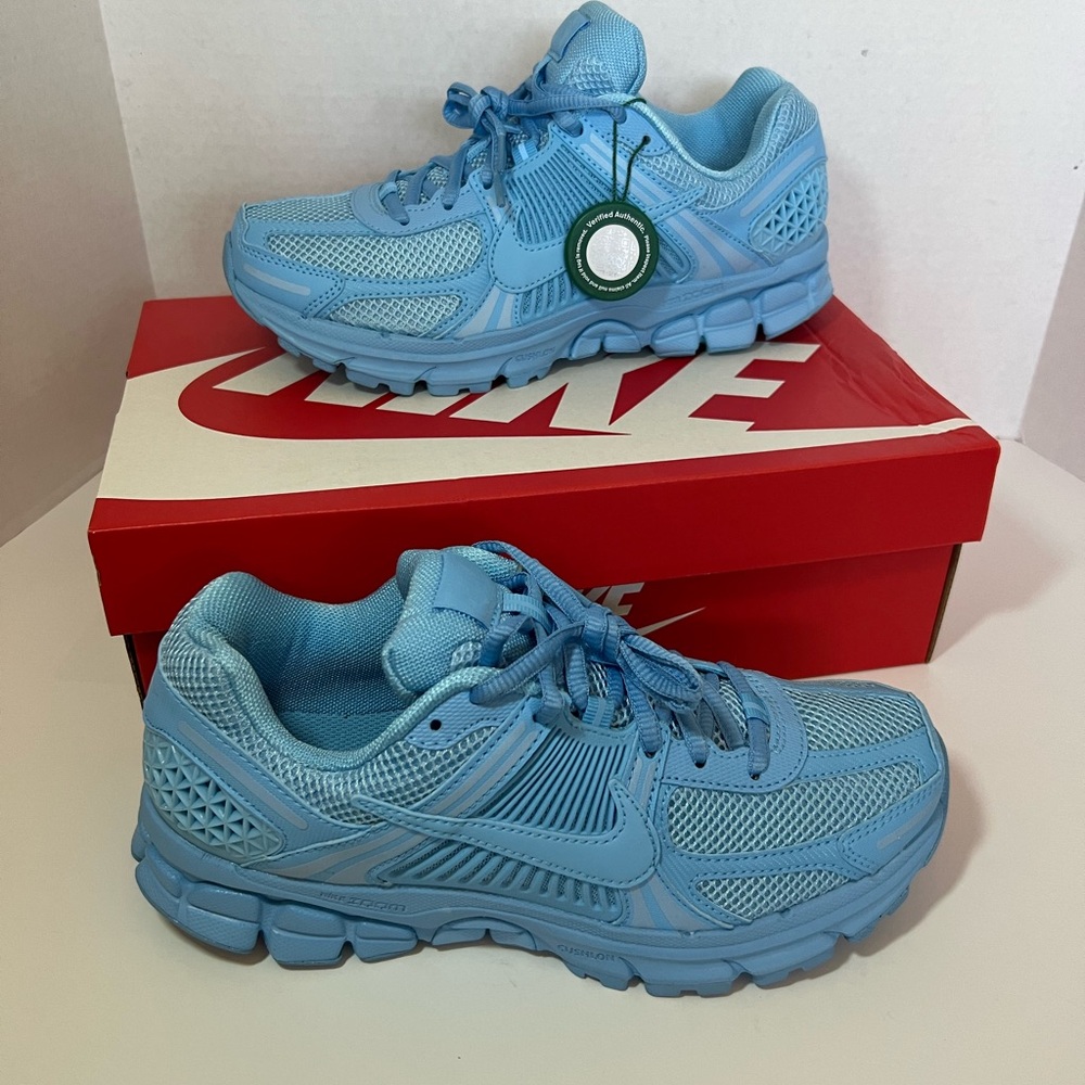 Nike Air Zoom Vomero 5 Men’s Size 7 Lakeside University Blue Men HF5493-400